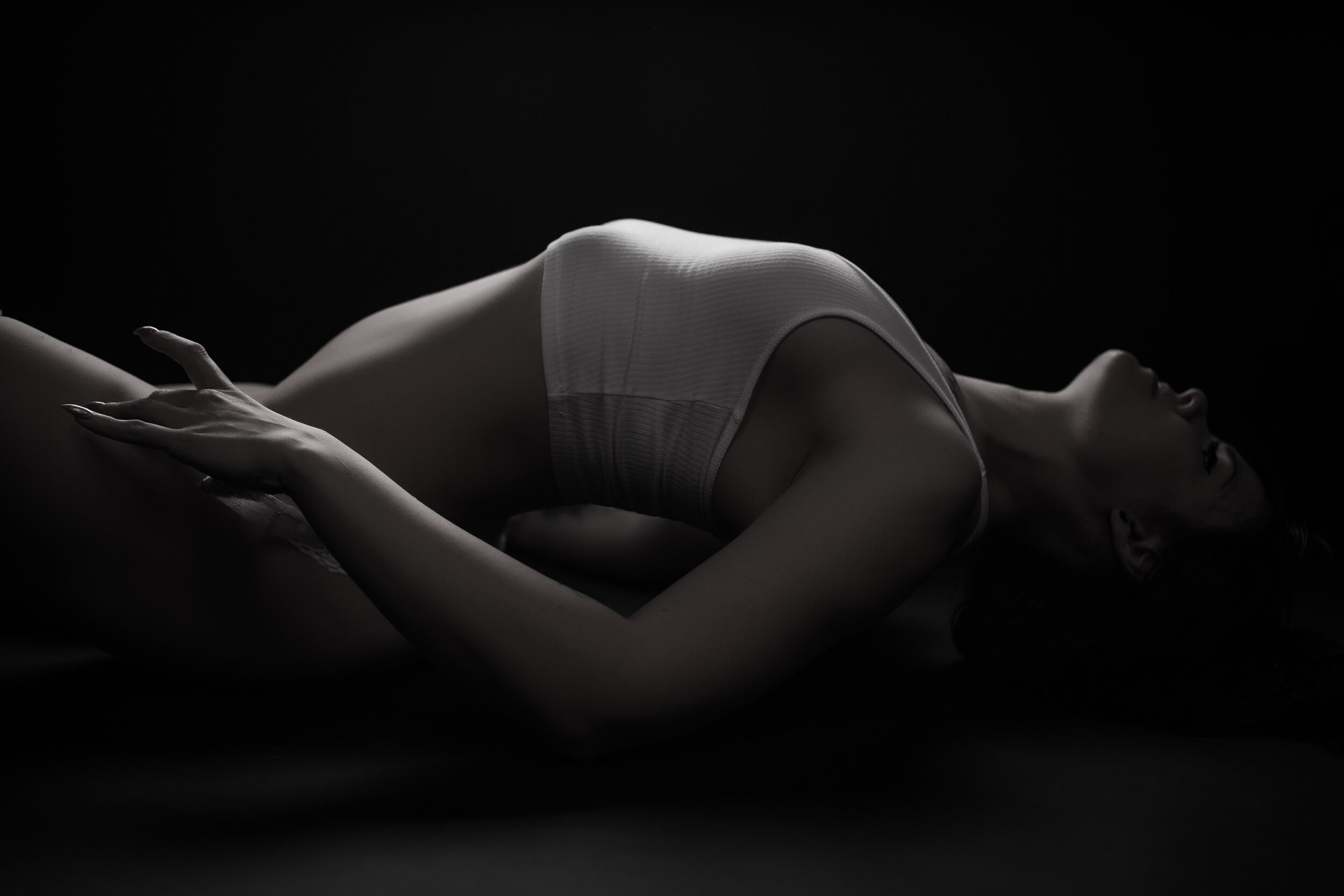 Boudoir portrait by Mike Lloyd Studios, Vancouver WA — frame 36
